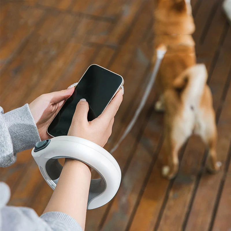 LED Wearable Retractable Leash with Touch Dimming